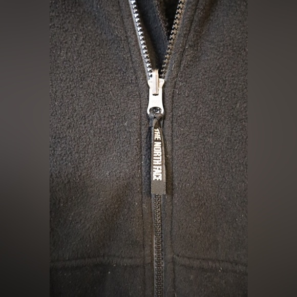 The North Face Men’s Denali Fleece Vest Black - Picture 6 of 6